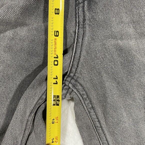 Levi's Jeans Women's Sz 30 Low Pro Gray Paint Splatter Mid Rise Straight Leg NWT - Picture 5 of 8
